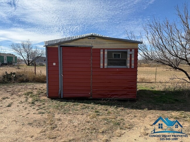 Building Photo - For Sale or Rent-to-own - 3 Bed/ 2 Bath on One Acre in Grape Creek