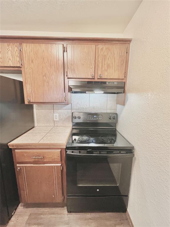 Building Photo - 1901 E Lindsey St