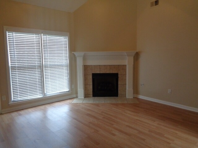 Building Photo - 7976 Old Brownsville Rd