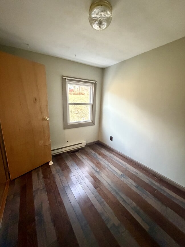 Building Photo - 16 Ogden Rd