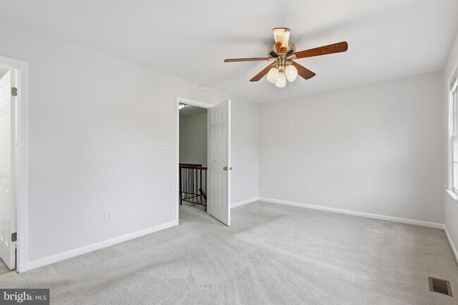Building Photo - 8013 Dayspring Ct