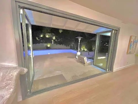 Building Photo - 1907 Maginn Dr