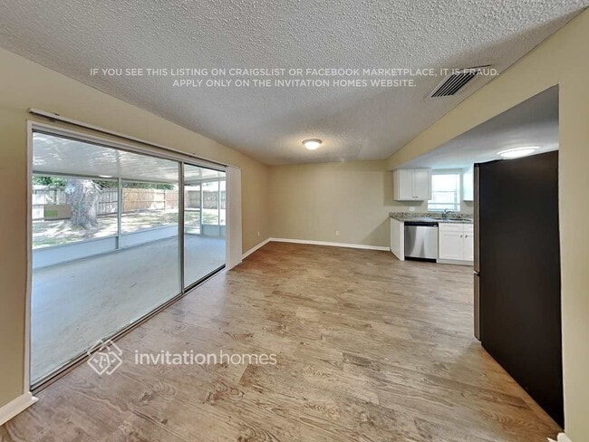 Building Photo - 106 Euclid Loop