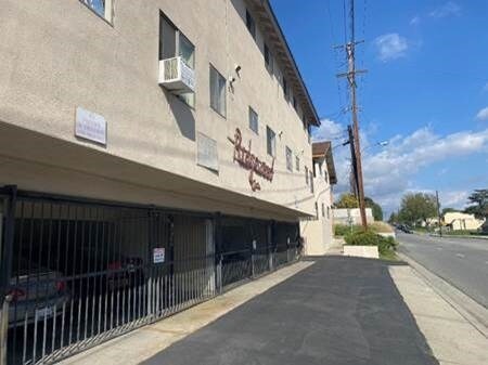 Building Photo - Ridgewood Apartments