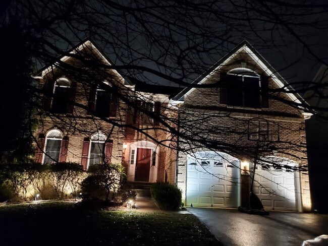 Building Photo - 43871 Hibiscus Dr