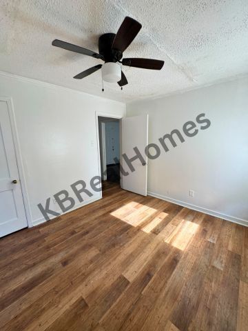 Building Photo - 2601 Kenner Ave