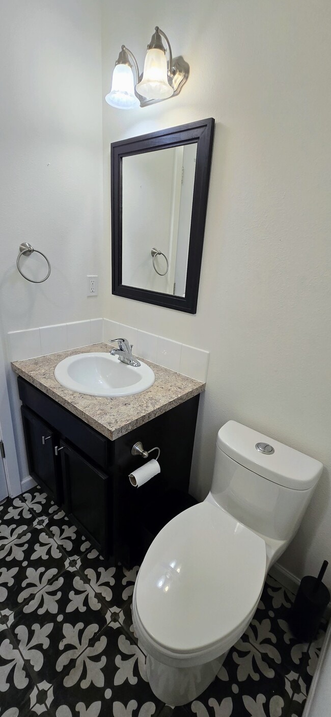 Building Photo - 7743 Blarney Stone Pl NW