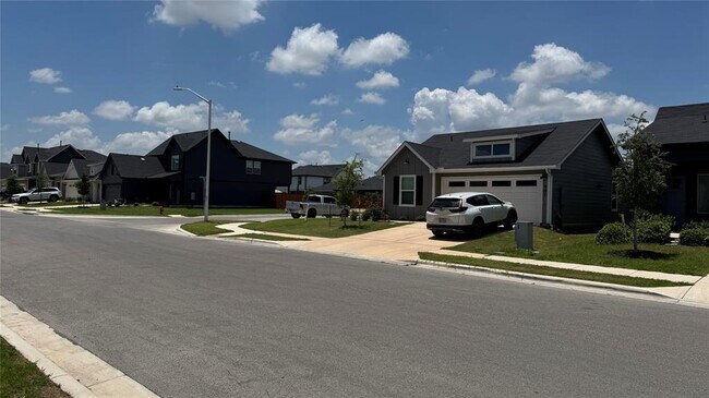 Building Photo - 408 Frogmore Lp