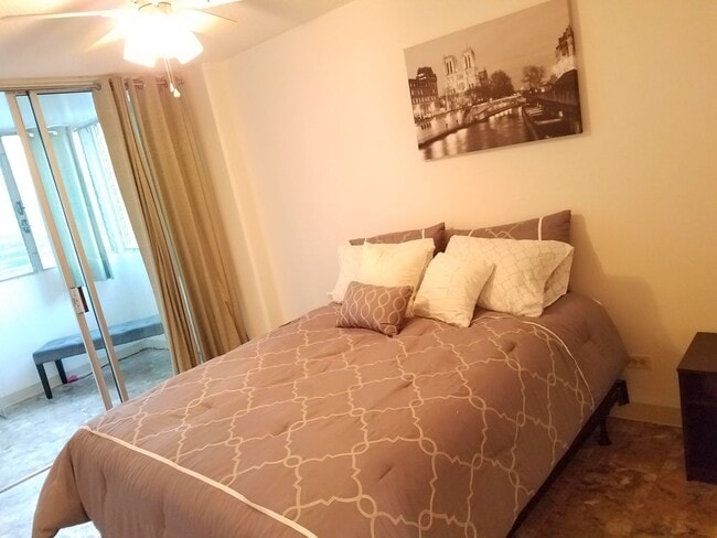 Building Photo - Near Waikiki Beach. Window AC. Near Public Transportation