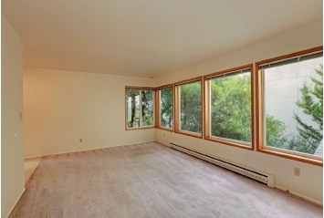 Apartment Interior - 424 Summit Ave
