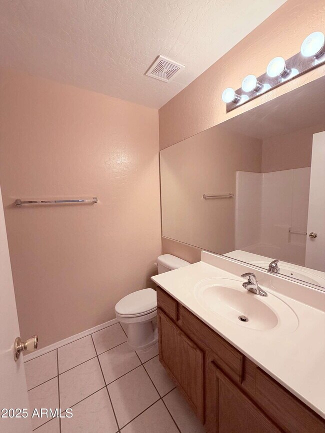 Building Photo - 2293 E Longhorn Pl