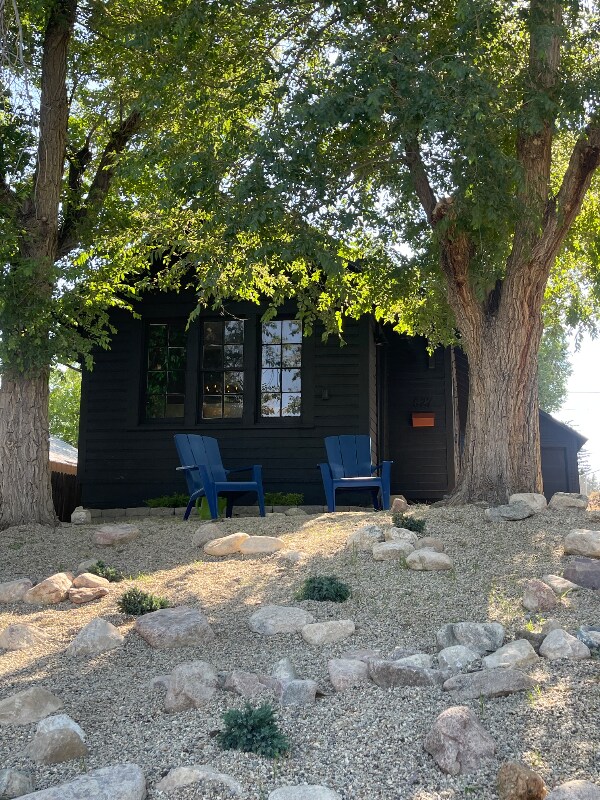 Building Photo - 627 S Melrose St