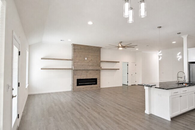 Building Photo - 3229 S 212th E Ave