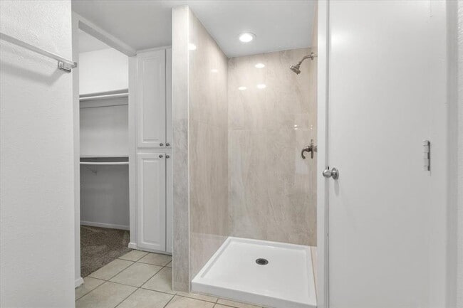 Building Photo - 2018 W Rundberg Ln