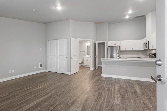 Studio A - Norpoint Landing Apartments