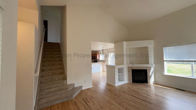 Building Photo - 7629 Autumn Knoll Dr