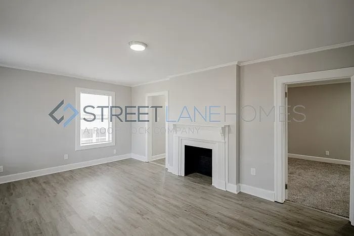 Building Photo - 8203 4th Ave S