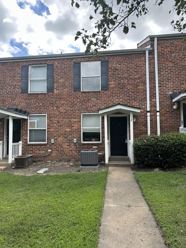 Primary Photo - 3510 E Richmond Rd