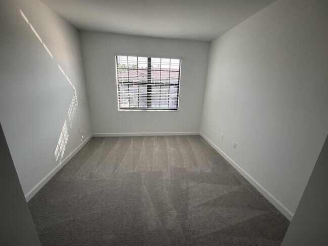 Building Photo - 14116 Gardeners Wy