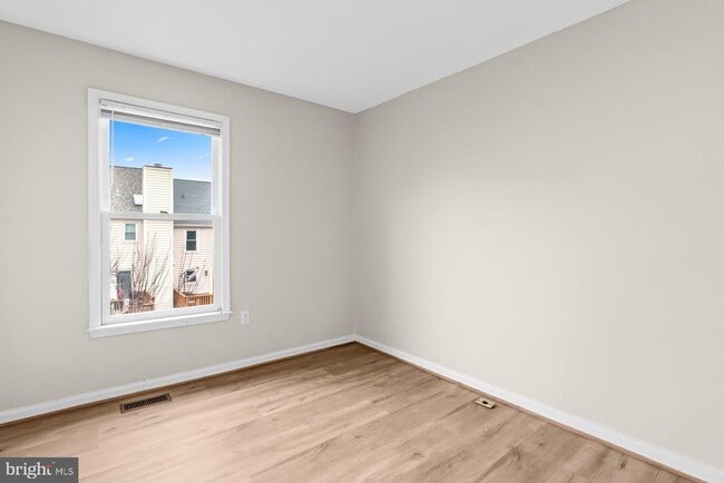 Building Photo - 13920 Baton Rouge Ct