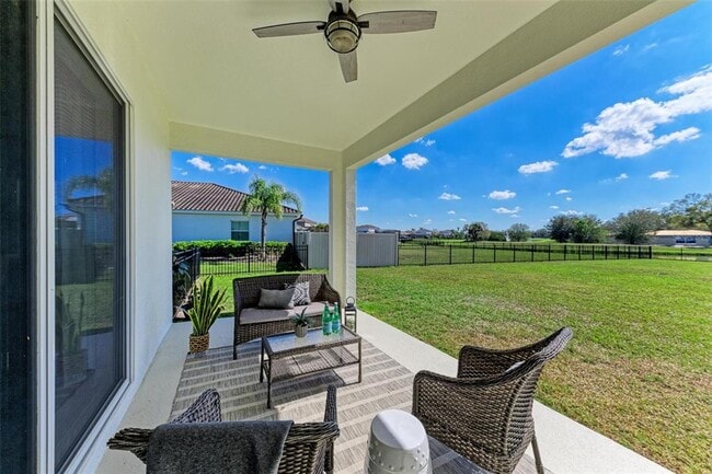 Building Photo - 4789 Vasca Dr