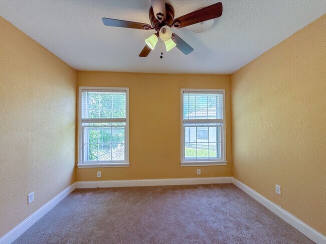 Building Photo - Available NOW!!!! This charming 1 story, 2...