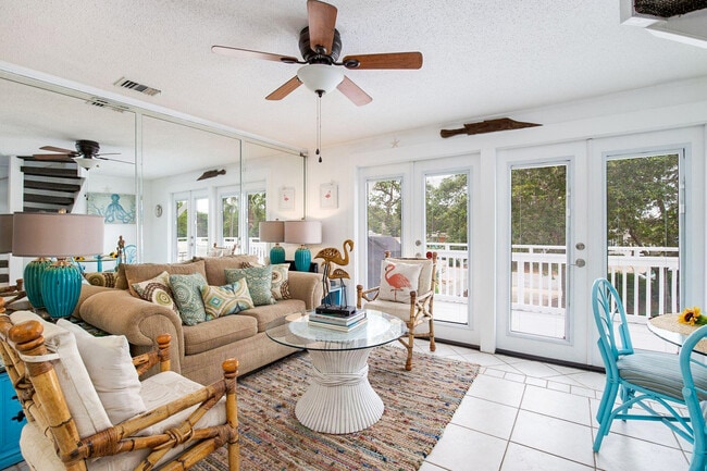 Building Photo - 86 Cobia St