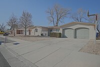 Building Photo - NE Heights 3 Bedroom 2 Bath 2 Living Areas...