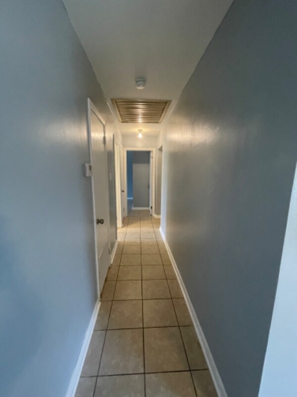 Building Photo - 1739 LA-557