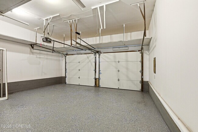 Building Photo - 331 Gordons Corner Rd