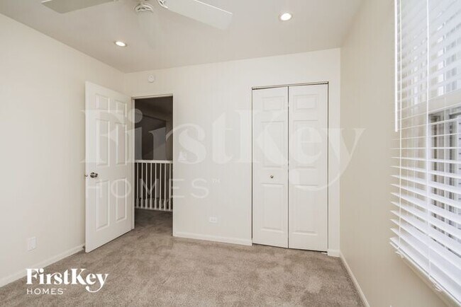 Building Photo - 1421 Timber Ln