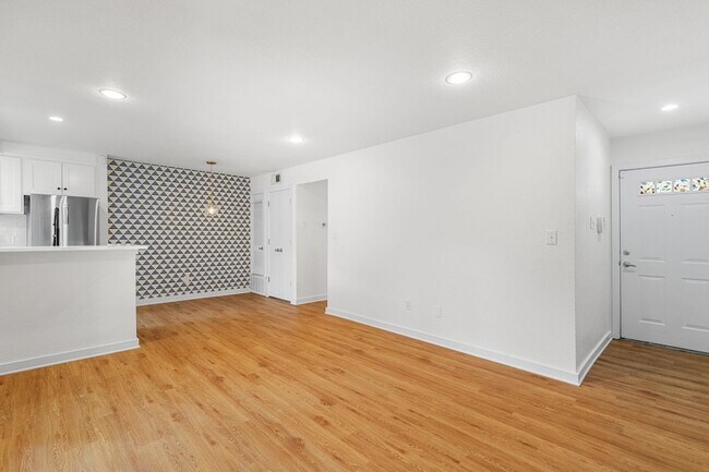 Building Photo - 3601 Menchaca Rd