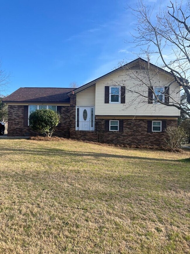 Available Now! 3756 Fairington Dr Hephzibah GA 30815 Apartment Finder