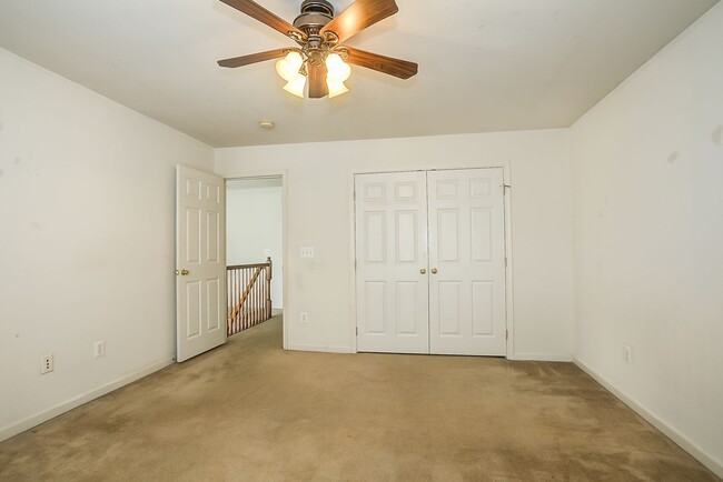 Building Photo - 616 Rainier Rd