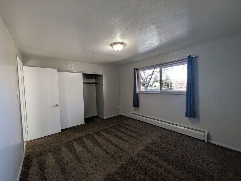 Building Photo - 7095 W 13th Ave