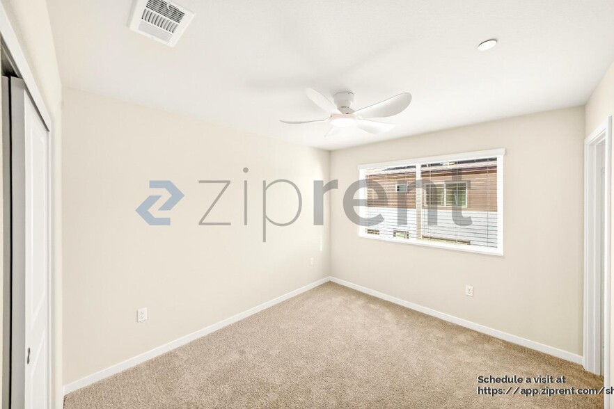 Building Photo - 9515 Hannah Wy