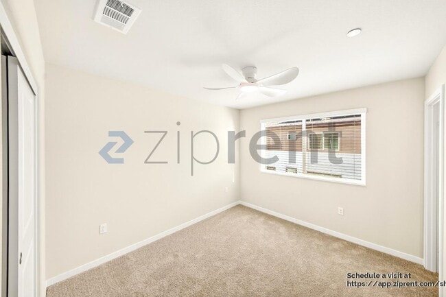 Building Photo - 9515 Hannah Wy