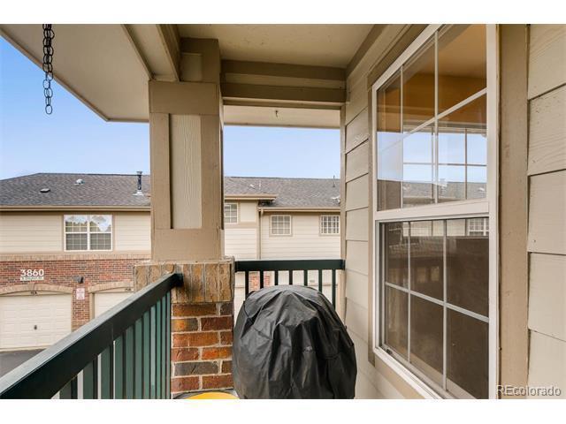 Building Photo - 3870 S Dayton St