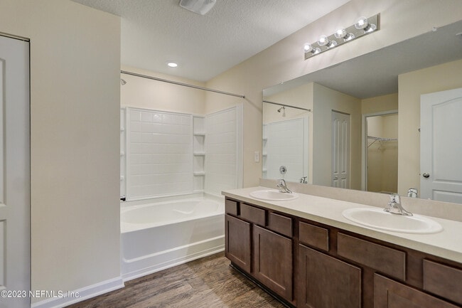 Building Photo - 3307 Lawton Pl