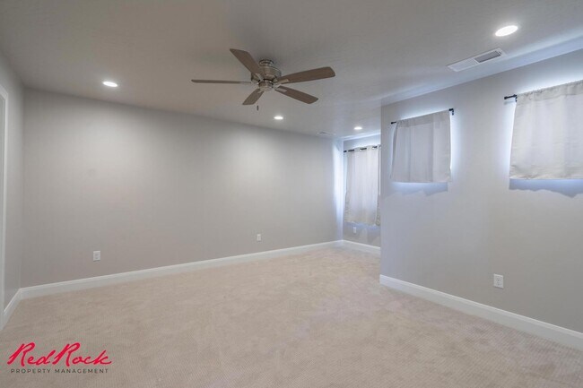 Building Photo - Welcome to Your Dream Home!