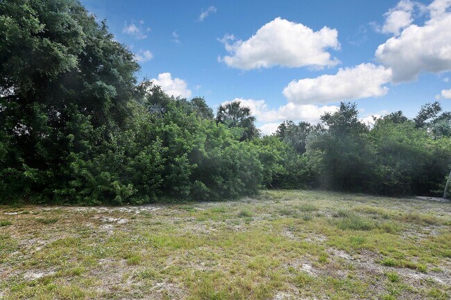 Building Photo - 2374 Dorsey Dr
