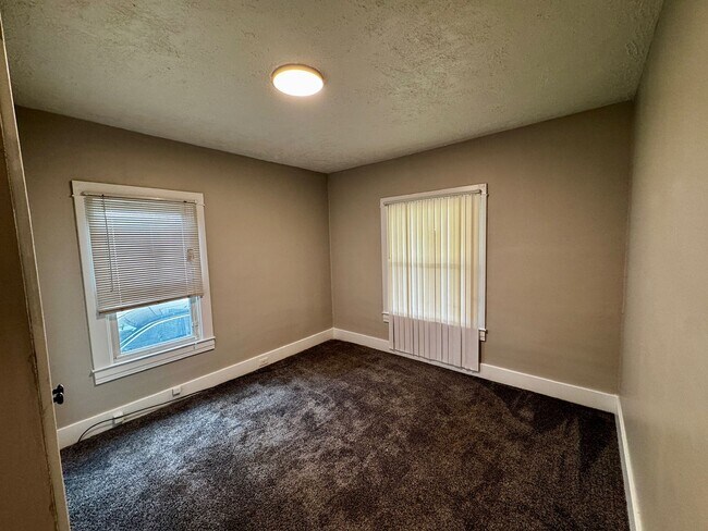 Building Photo - 610 Colorado Ave