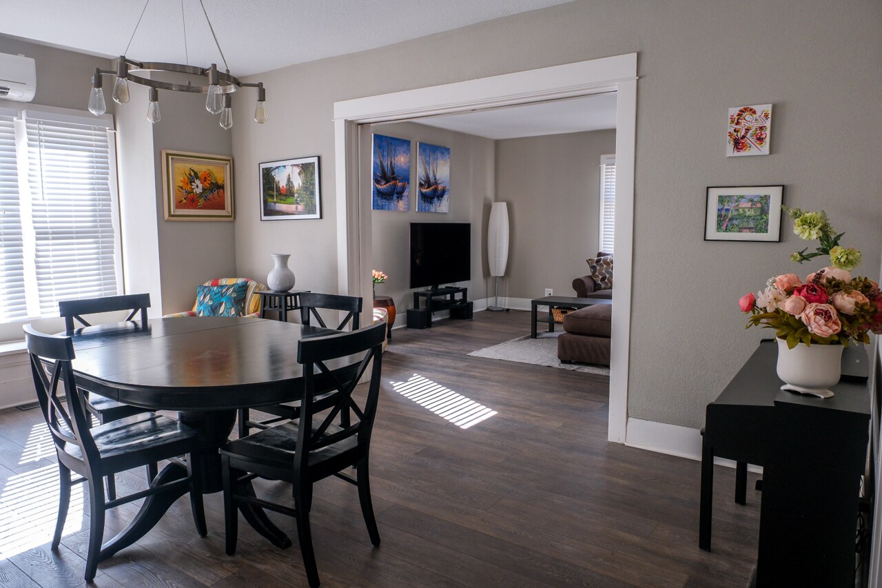 Building Photo - 5530 N Haight Ave