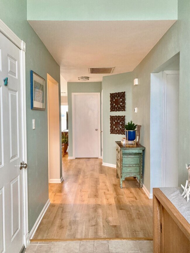 Building Photo - Ocean Lakes