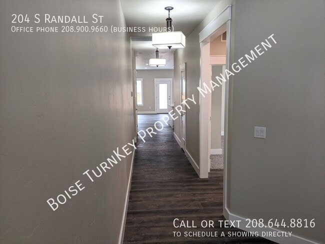 Building Photo - 204 Randall St