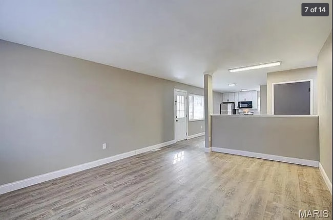 Building Photo - Easy Living in a Fresh Florissant Home