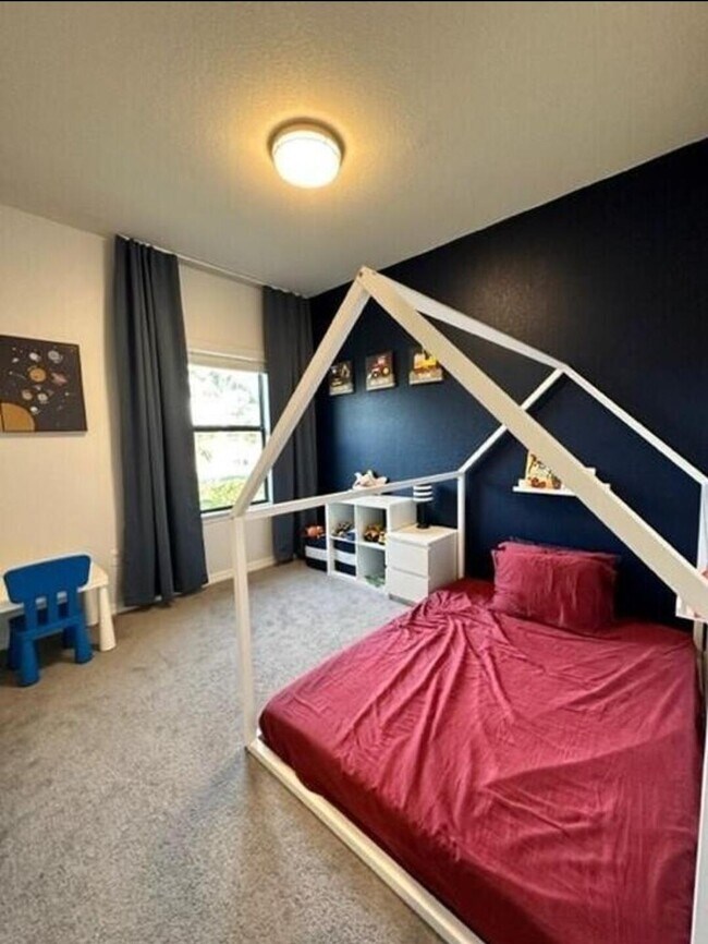 Building Photo - 4460 San Fratello Cir