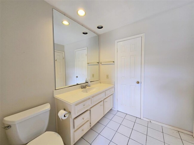 Building Photo - 3902 St Michaels Ct