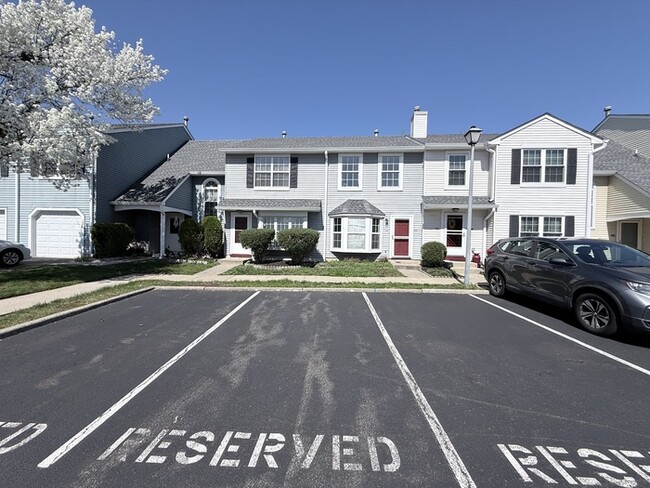 Building Photo - 171 Scobee Ln