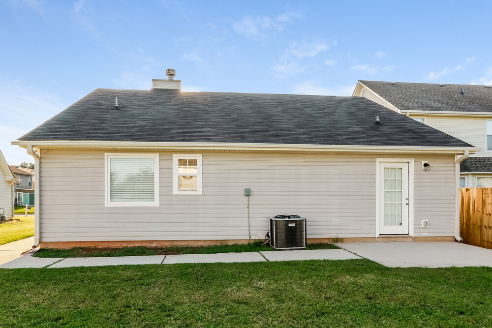 Building Photo - 1385 Lafayette Square